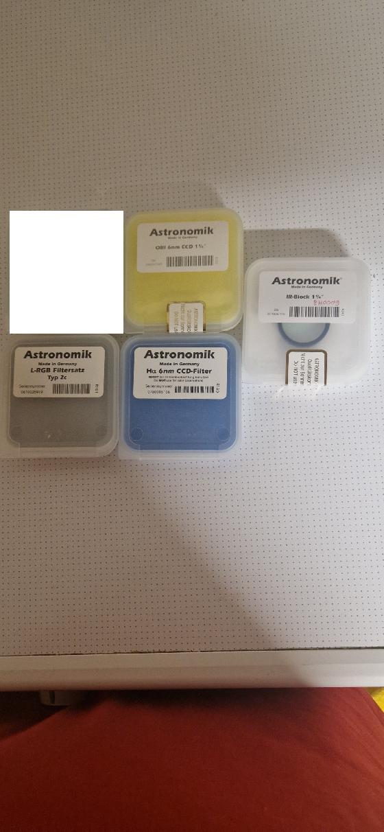 Lot de 8 filtres Astronomik 31.75