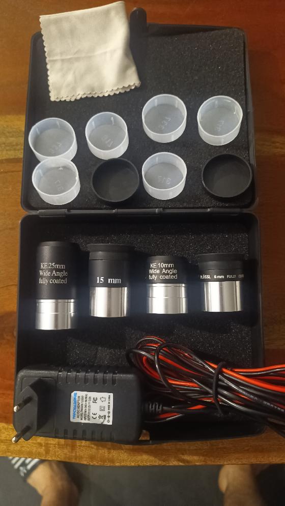 Celestron AstroFi 130/650 GoTo – Ensemble complet + nombreux accessoires