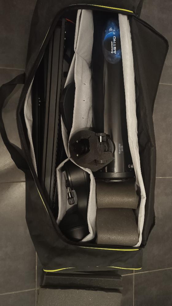 Celestron AstroFi 130/650 GoTo – Ensemble complet + nombreux accessoires