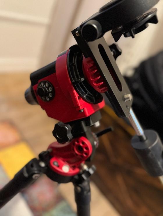 Monture Skywatcher star adventurer rouge 