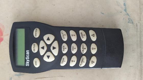 Contrôleur pour monture eq6