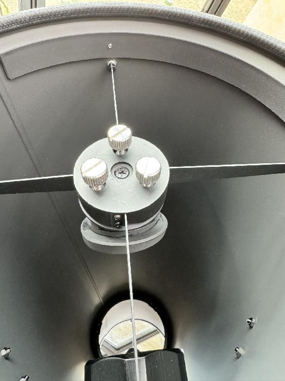 Dobson Bresser Messier N254/1270 avec valise occulairess Omégon