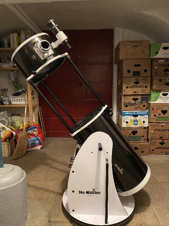 Dobson Sky-Watcher Flextube 305/1500 sans GoTo + MeMstar