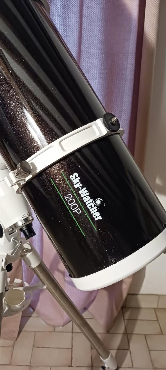 Télescope newton 200/1000 skywatcher