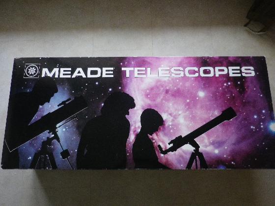 Téléscope MEADE 114/900 EQ1-B
