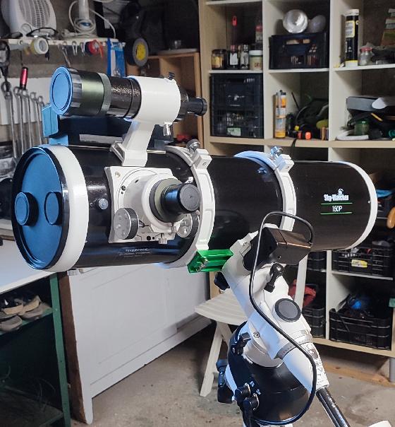 tube skywatcher 150/750 et filtreb solaire Baader