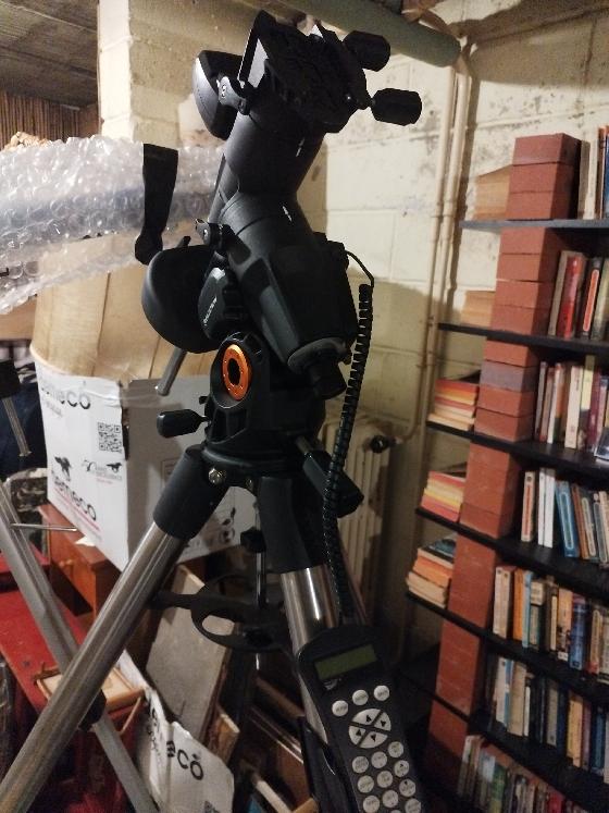 Monture équatoriale motorisée Celestron Advanced VX (AVX) + trépied + NexStar