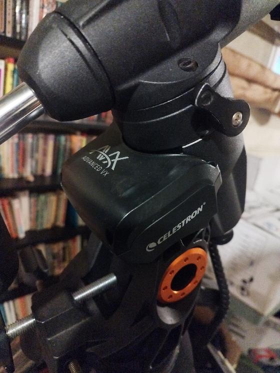Monture équatoriale motorisée Celestron Advanced VX (AVX) + trépied + NexStar