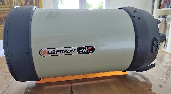 Celestron 800edge HD