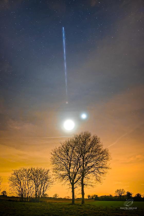Triple conjonction Lune - Vénus - Mars - ISS du 31 janvier 2017 (APOD)