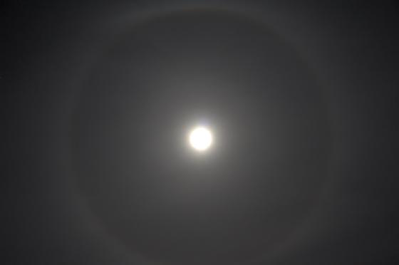 Halo Lunaire