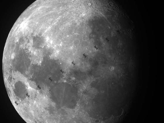 Passage de l'ISS devant la lune