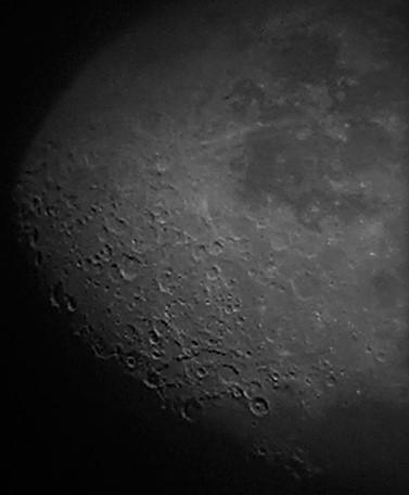 La lune et ses cratéres