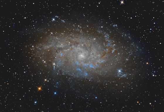 M33 V LRVB désaturée