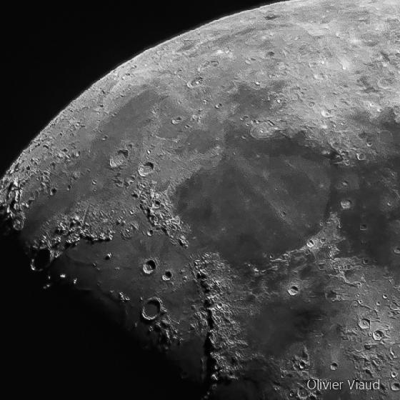 Premier bout de lune