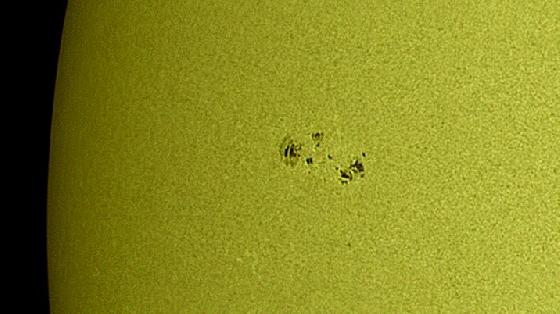 Sun 26-03-2017 AR2645 ED80, QHY5L-IIm, IR cut filter, Continuum 540nm filter, Barlow 2.5x, AS3, Registax6
