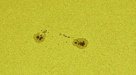Sun 26-03-2017 AR2644 ED80, QHY5L-IIm, IR cut filter, Continuum 540nm filter, Barlow 2.5x, AS3, Registax6
