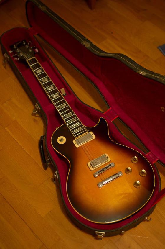 Les Paul '77