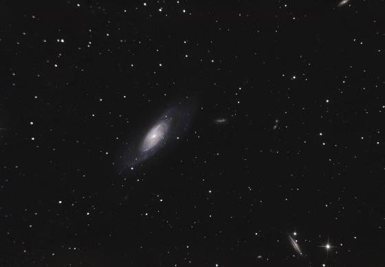 M106