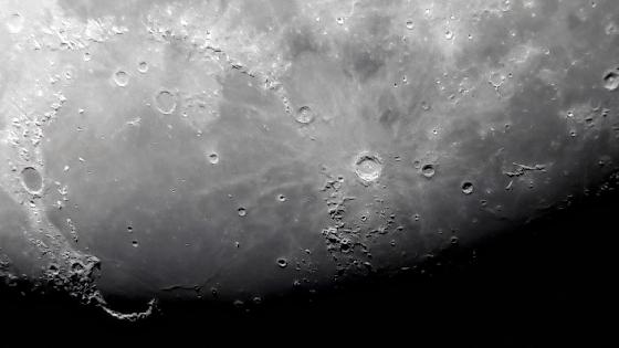 Premiers pas lunaires en smartphone 