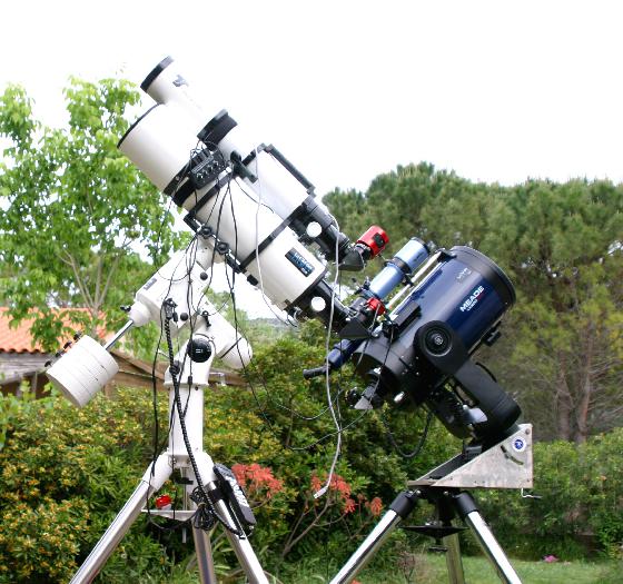 LX200 GPS avec table équatoriale