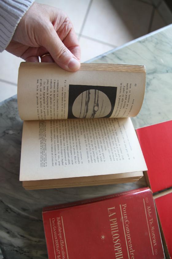4 ouvrages de l'abbé Th Moreux astronomie/Philosophie