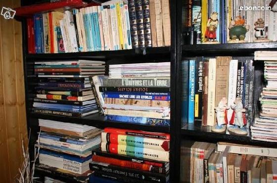 Très gros lot de livres astronomie
