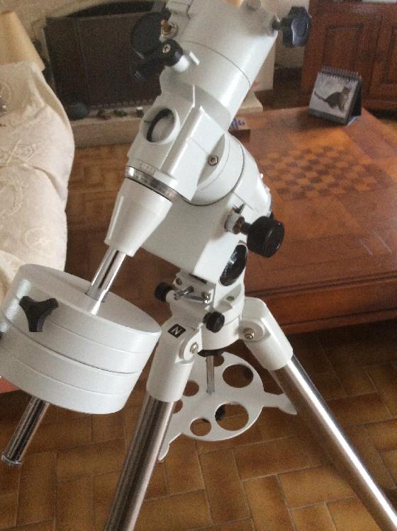 Monture Neq 5 motorisée 2 axes (prix négociable)