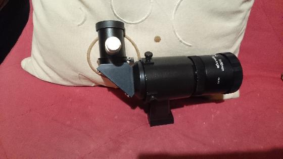 Chercheur 9x50 redressé éclairé 