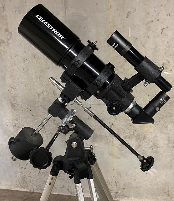 Lunette Celestron sur monture équatoriale EQ1