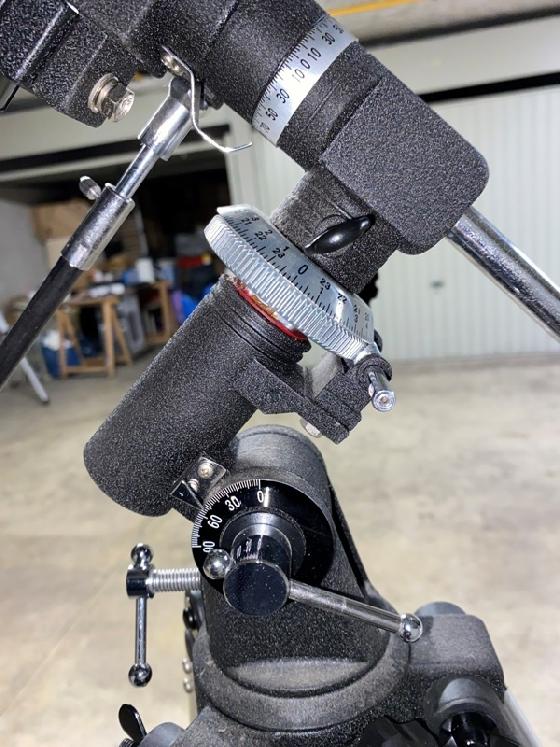 Lunette Celestron sur monture équatoriale EQ1