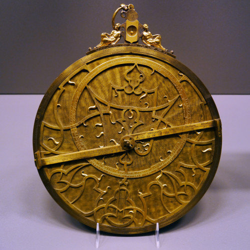 musc3a9e_des_arts_et_mc3a9tiers_-_astrolabe_-_rennerus_arsenius.jpg?w=500&h=500