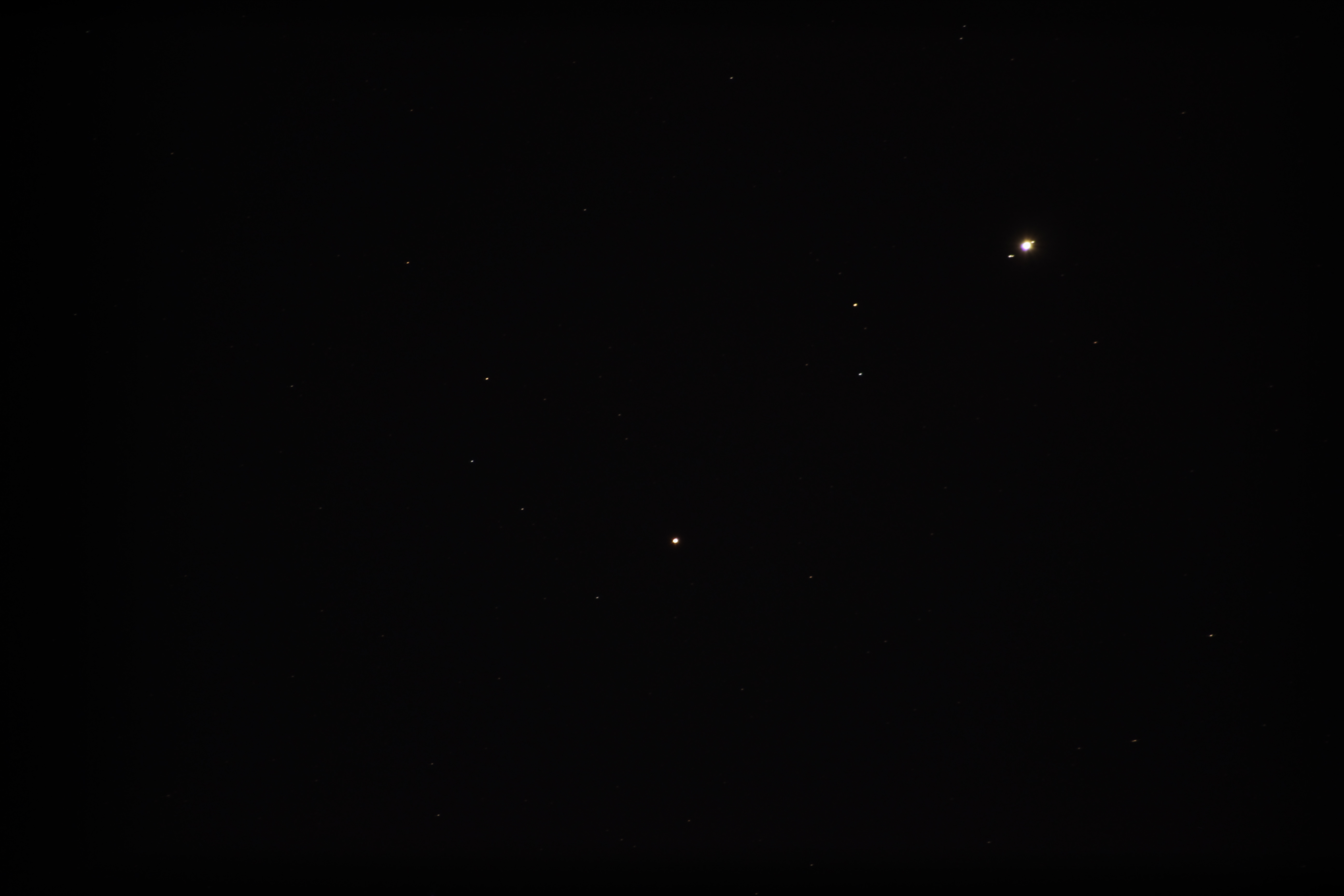 1515726987-jupiter-et-mars1.jpg