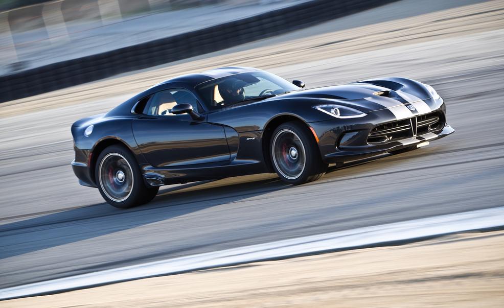 2013-srt-viper-gts-photo-544241-s-986x603.jpg