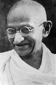 220px-Portrait_Gandhi.jpg