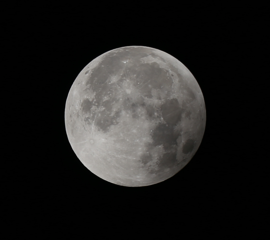227204EclipseLune28092015crop1.jpg