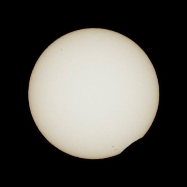 eclipse_142206.JPG