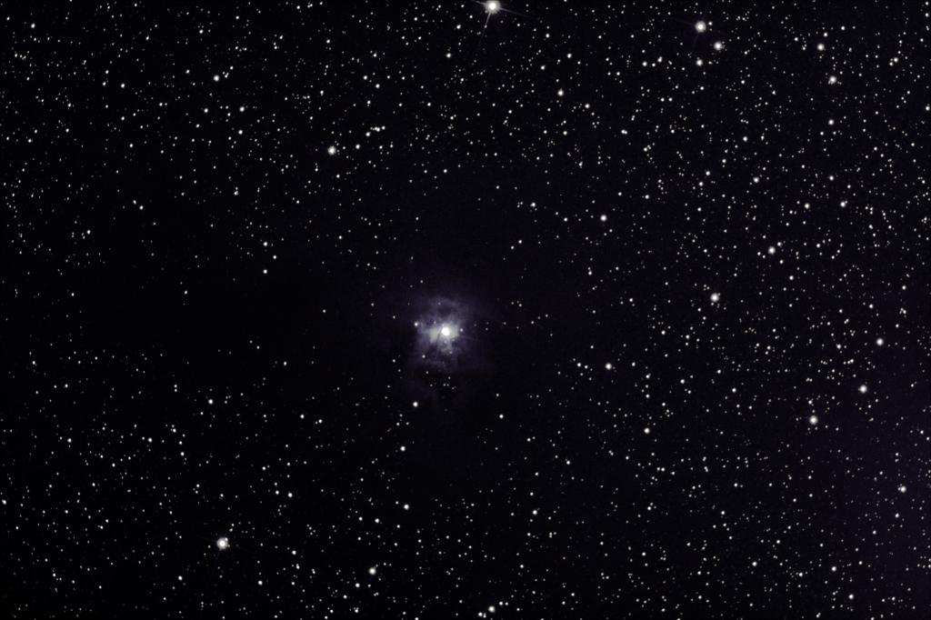 307119NGC_7023_nebuleuse_de_l_iris_le_02_01_10DSS_1H4120SCS3.jpg