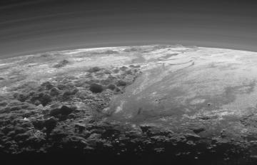 Pluto-Mountains-Plains%209-17-15.jpg?1442510986