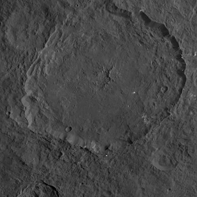 390px-PIA19993-Ceres-DwarfPlanet-Dawn-3rdMapOrbit-HAMO-image51-20150925.jpg