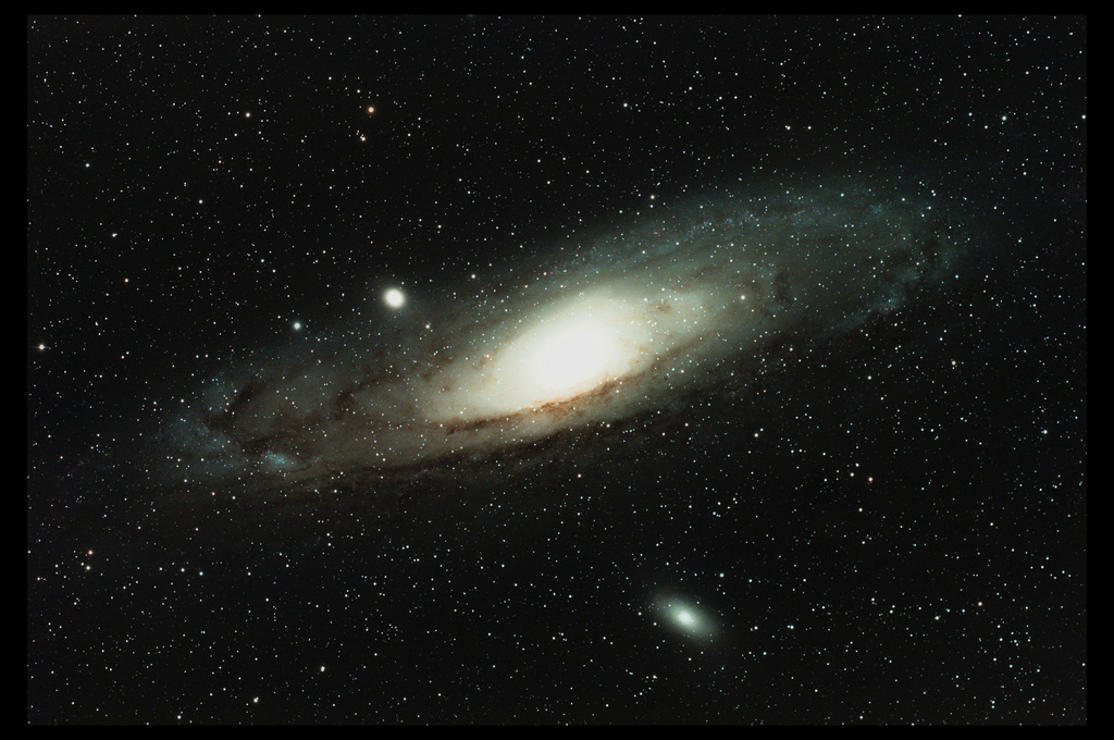 M31-01 et 04122010-xx°-EOS450-58x180 sec-LPS-odf-PS5-ISS