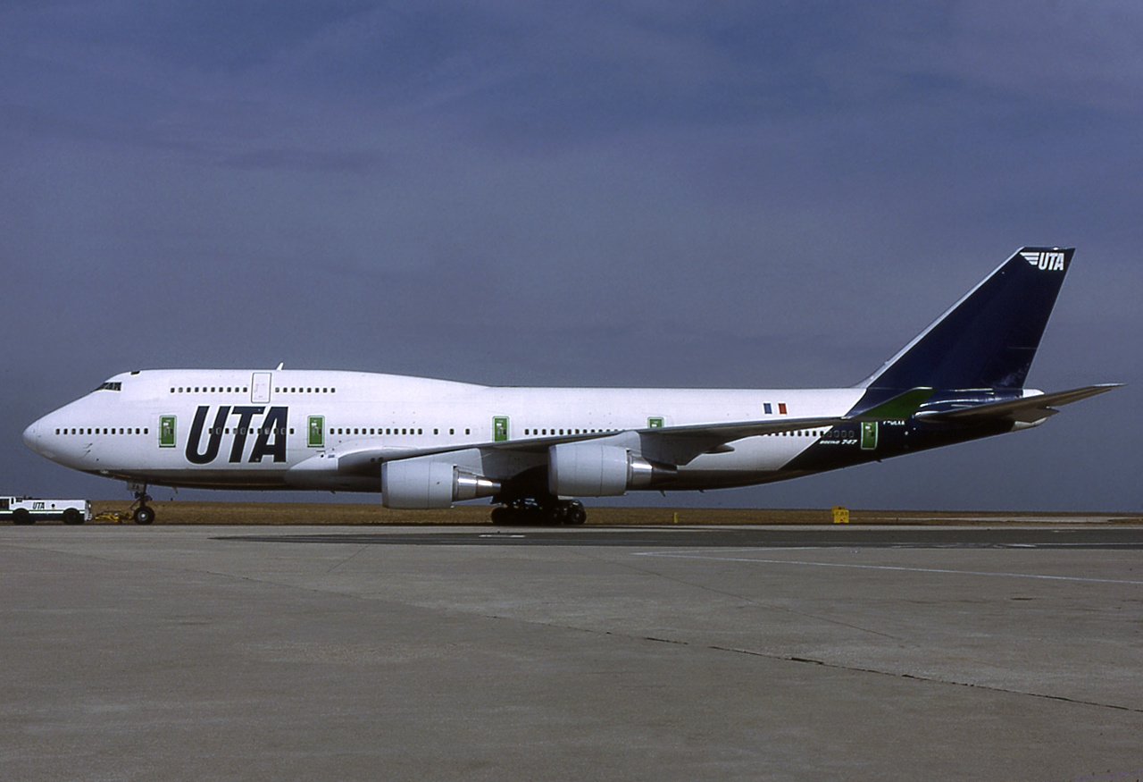 Boeing_747-4B3%2C_UTA_-_Union_de_Transports_Aeriens_AN1454653.jpg