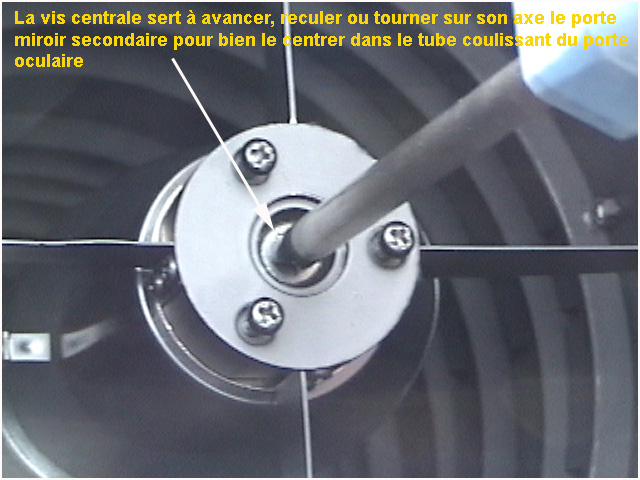 vis%20ajustement%20centrale%20du%20support%20miroir%20secondaire%203.jpg