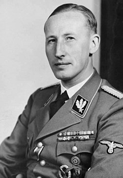 250px-Bundesarchiv_Bild_146-1969-054-16%2C_Reinhard_Heydrich.jpg