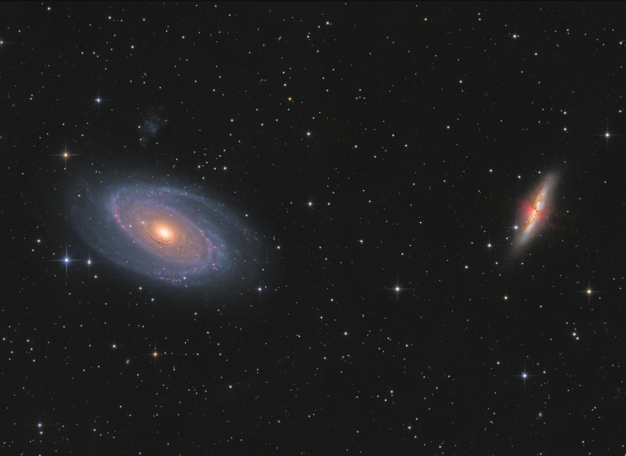 M81L14x600s+24x300sR5V5B5-300s-M82L31x300sR3G4B5-300s%20crop.jpg
