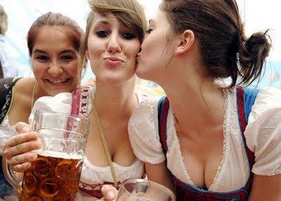 Germany%2BBeer%2BFestivalgirls%2B2009.jpg