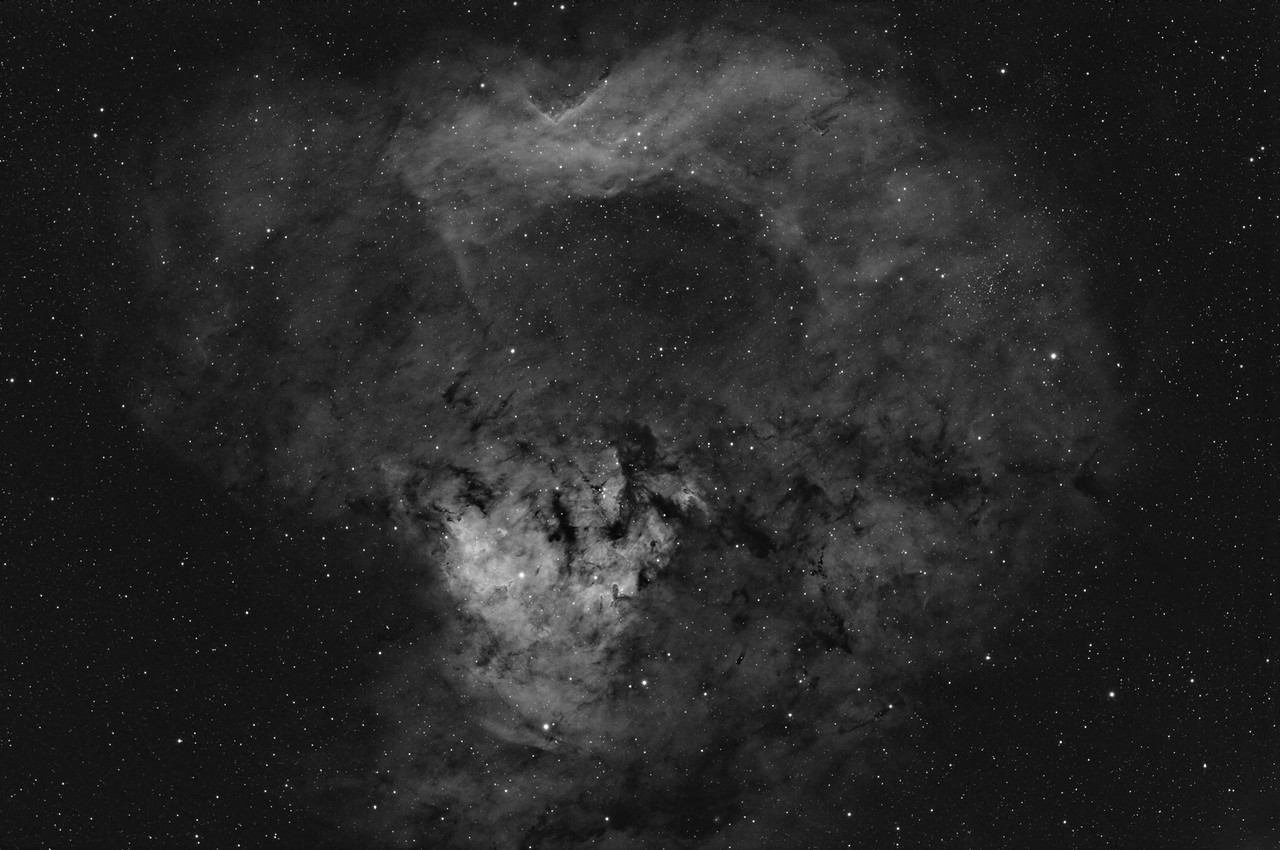 NGC7822%20Ha%203nm%20V3-X2.jpg