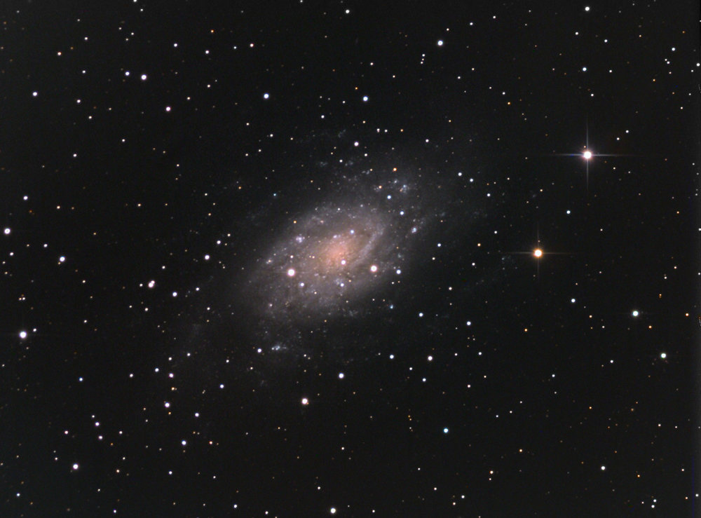 ngc2403_14et15_1200.jpg?psid=1