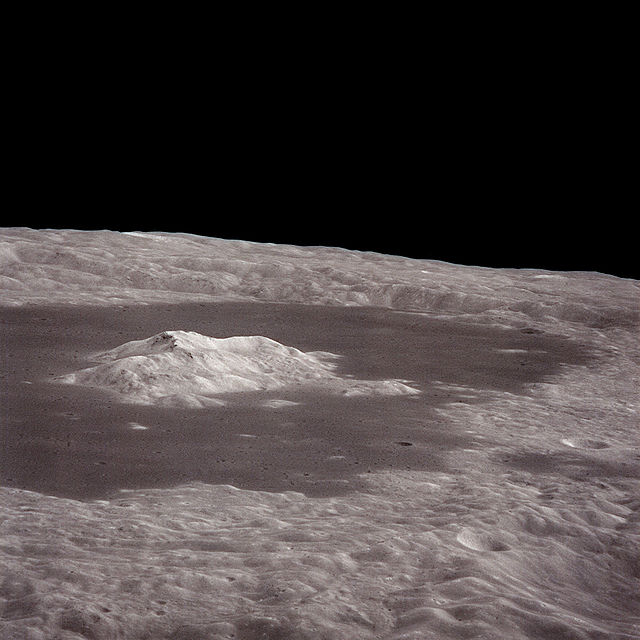 640px-Tsiolkovskiy_crater_Apollo_15.jpg