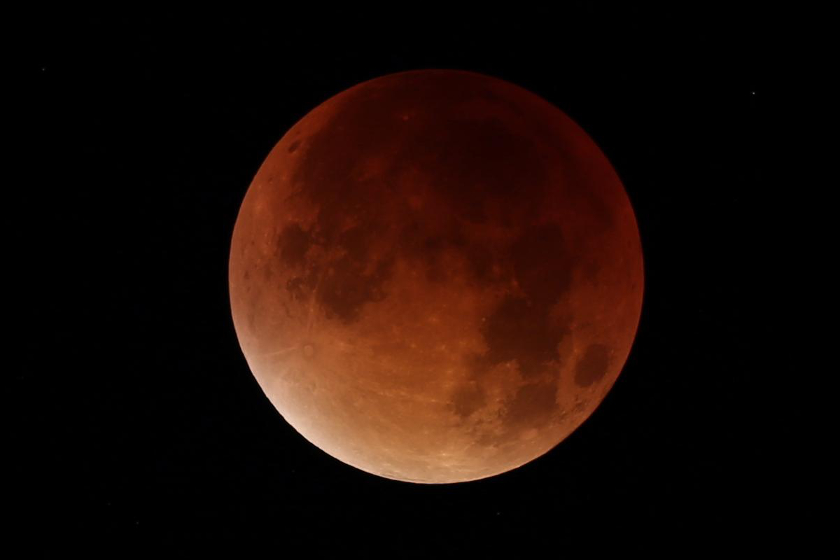 699137EclipseLune28092015crop.jpg